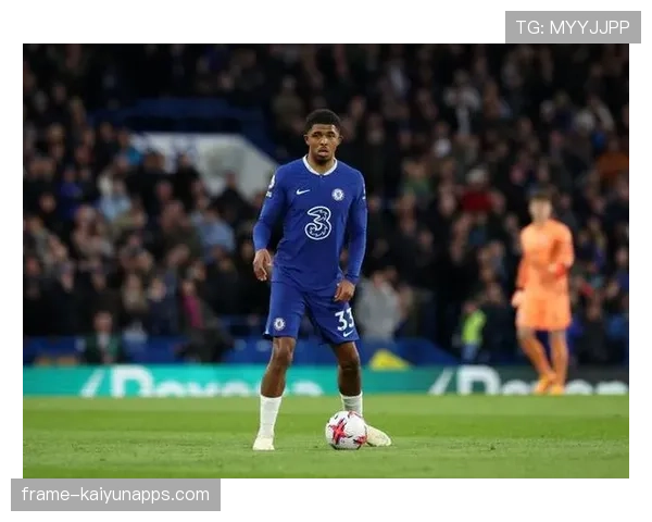 切尔西中场组织流畅，控球率高居榜首，切尔西历史中场球员有哪些